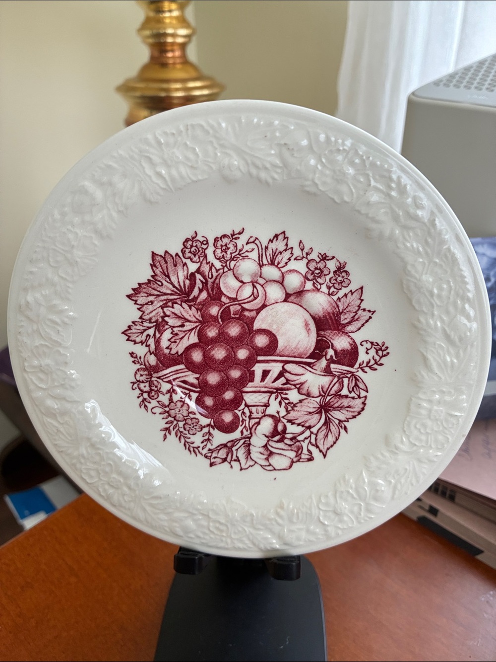 Vintage HOMER LAUGHLIN HARVEST USA CRANBERRY RED TRANSFERWARE RUSTIC BREAD DISH